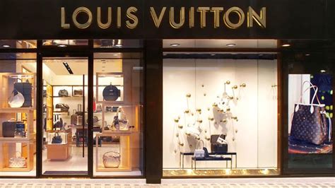 louis vuitton outlet gardasee|louis vuitton stores.